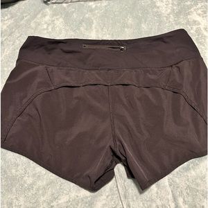 Lululemon shorts size 8